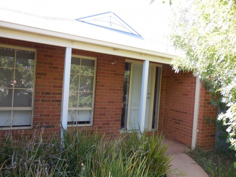7 MANNA GUM DRIVE, Epsom VIC 3551
