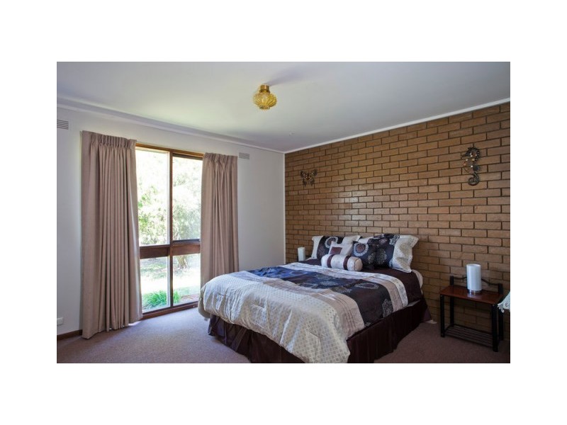 1/1 Mijuda Court, Kennington VIC 3550