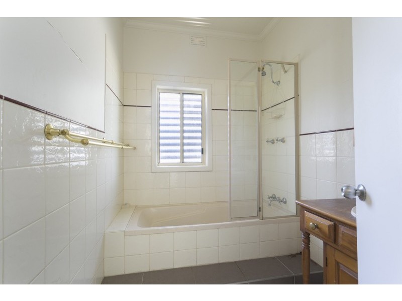 298 Midland Highway, Epsom VIC 3551