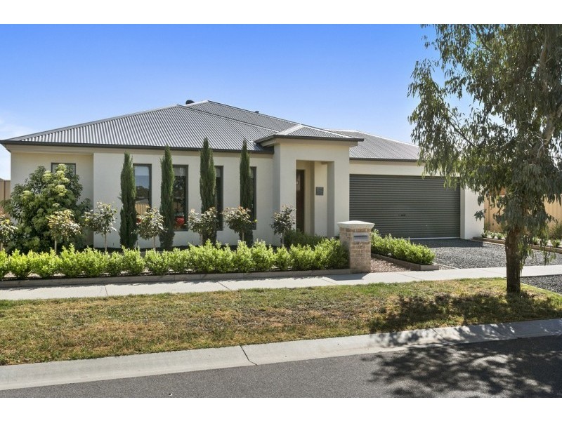 15 Henry Court, Strathfieldsaye VIC 3551