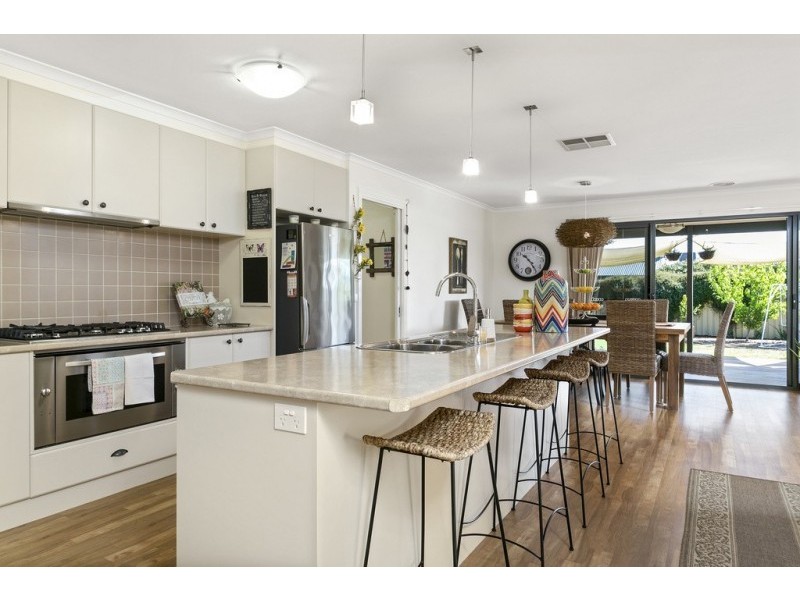 15 Henry Court, Strathfieldsaye VIC 3551