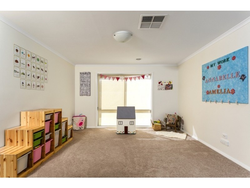 15 Henry Court, Strathfieldsaye VIC 3551