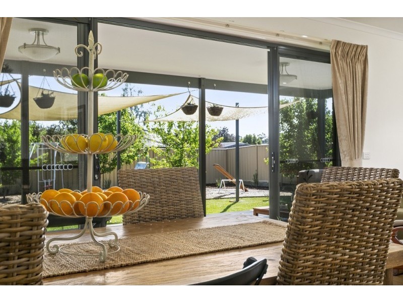 15 Henry Court, Strathfieldsaye VIC 3551