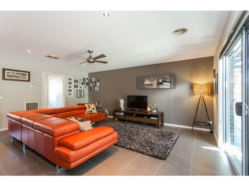 20 Lower Beckhams Road, Maiden Gully VIC 3551