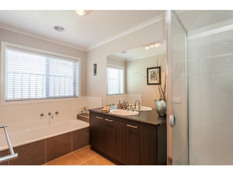 20 Lower Beckhams Road, Maiden Gully VIC 3551