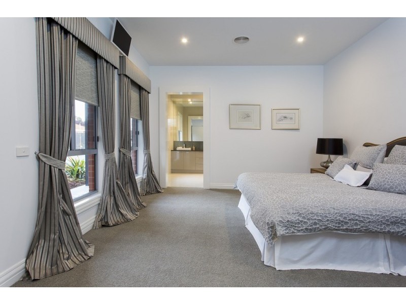 80 Sternberg St, Bendigo VIC 3550