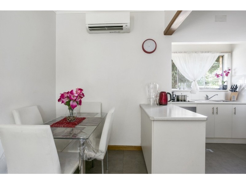 4 McMillan Street, Kennington VIC 3550