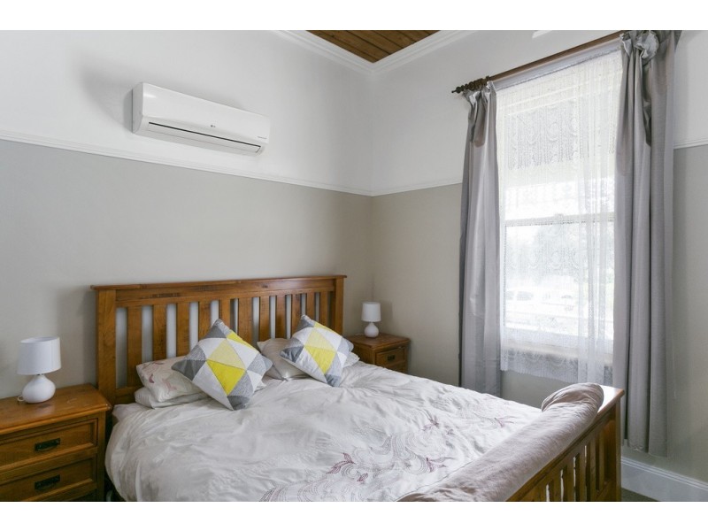 24 Michael Street, Kennington VIC 3550