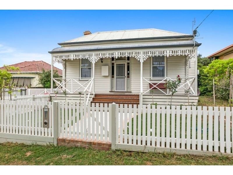 24 Michael Street, Kennington VIC 3550