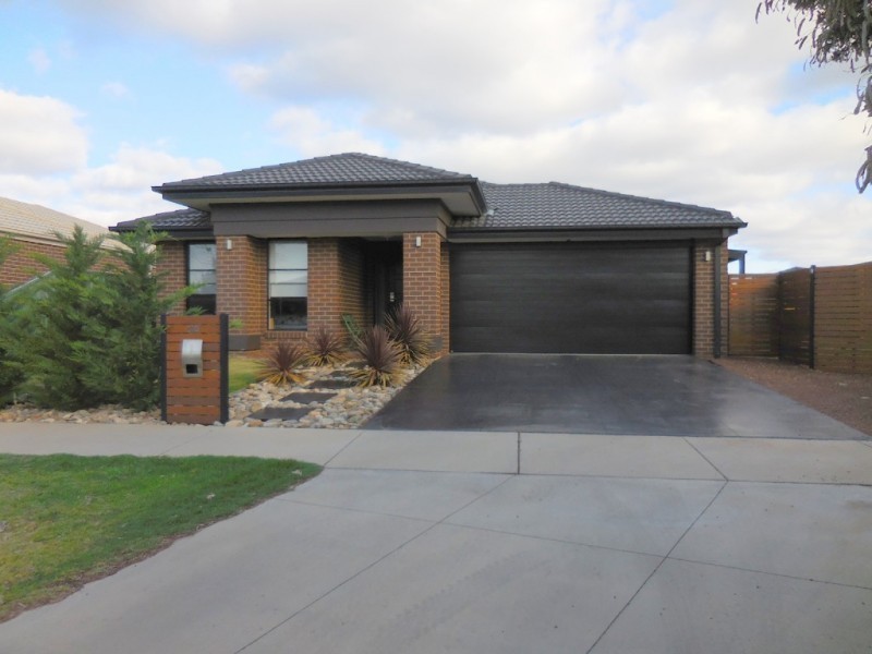 138 Ironstone, Epsom VIC 3551