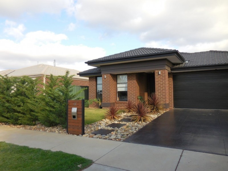 138 Ironstone, Epsom VIC 3551