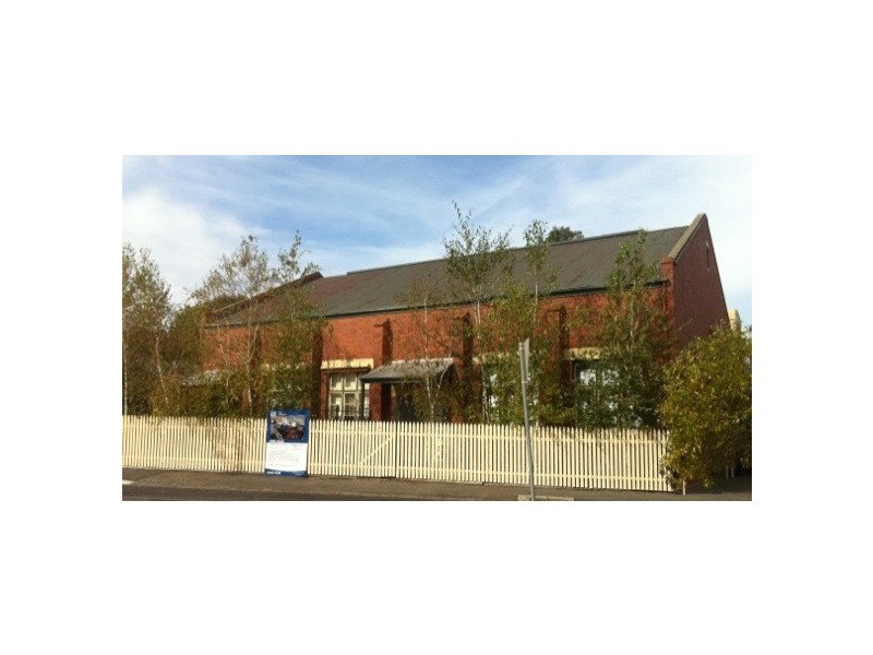 3 Hoskins Street, Quarry Hill VIC 3550