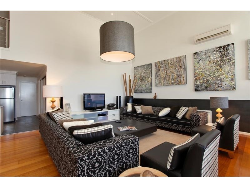3 Hoskins Street, Quarry Hill VIC 3550