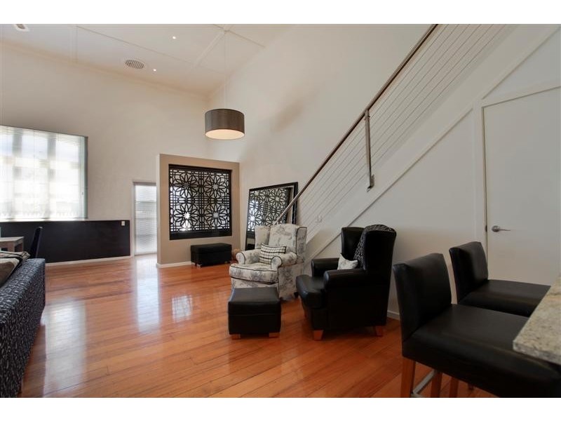 3 Hoskins Street, Quarry Hill VIC 3550