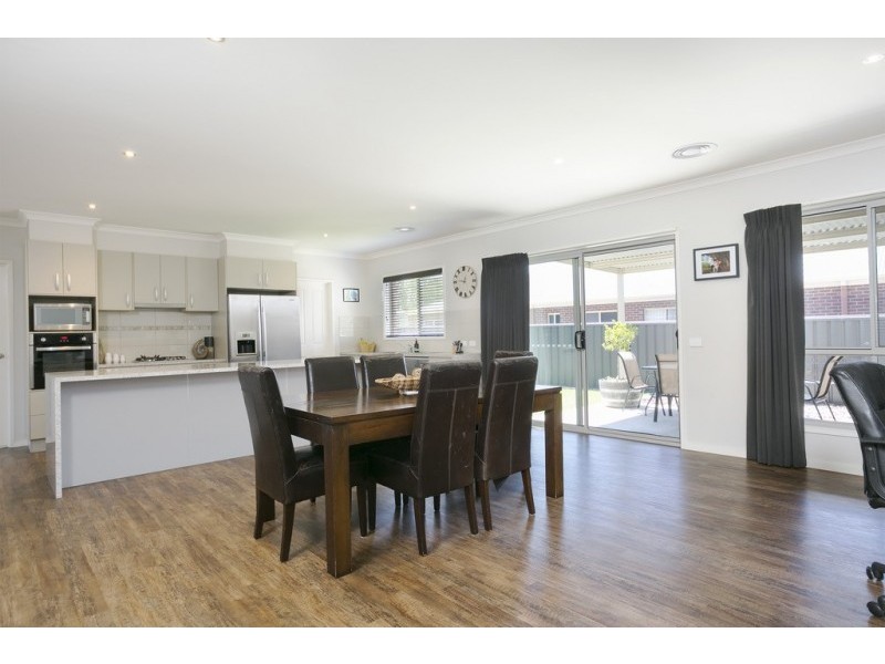 1/161 Simpsons Road, Eaglehawk VIC 3556
