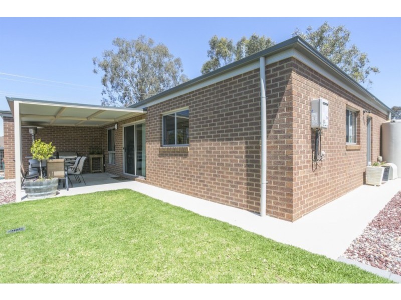 1/161 Simpsons Road, Eaglehawk VIC 3556