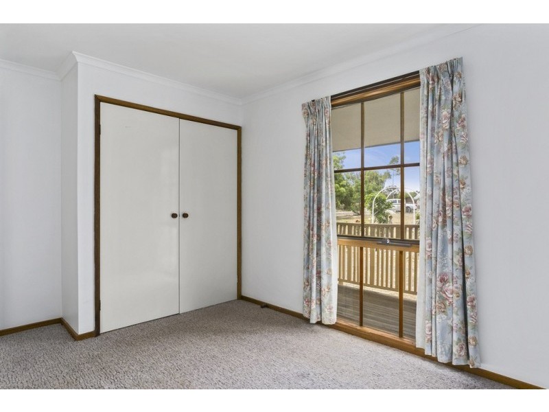 11 Holmes Road, Huntly VIC 3551