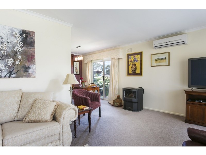 9 Landy Court, Kangaroo Flat VIC 3555