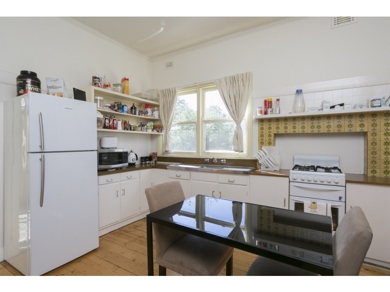 31 Osborne Street, Flora Hill VIC 3550