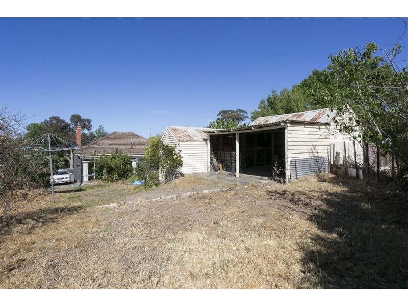 31 Osborne Street, Flora Hill VIC 3550