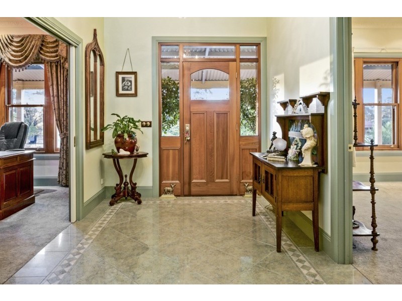 15 Conboy Court, Ascot VIC 3551