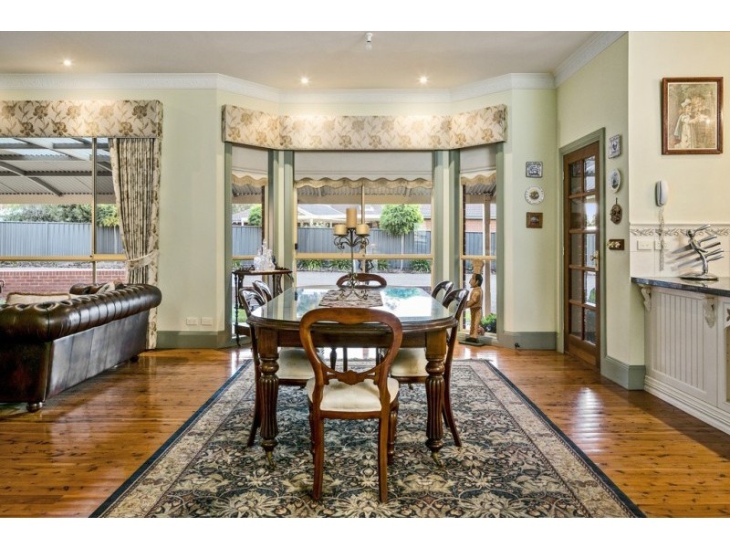 15 Conboy Court, Ascot VIC 3551