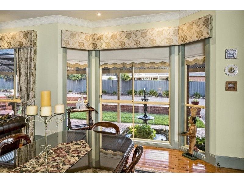 15 Conboy Court, Ascot VIC 3551