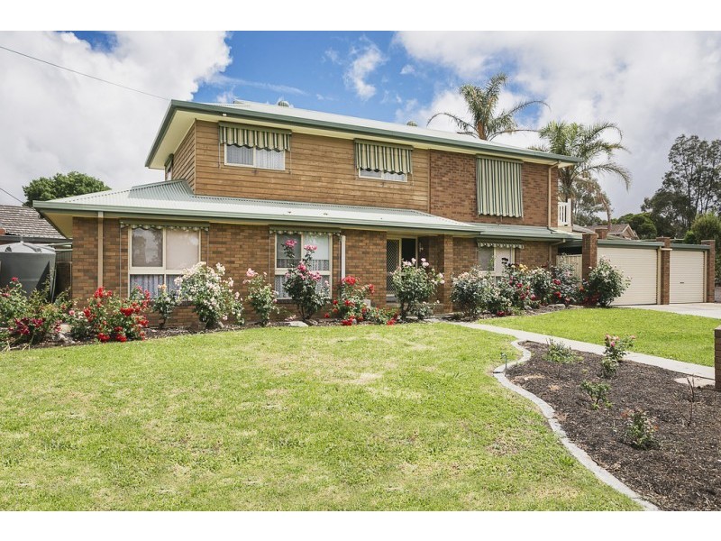 86 Symonds Street, Golden Square VIC 3555
