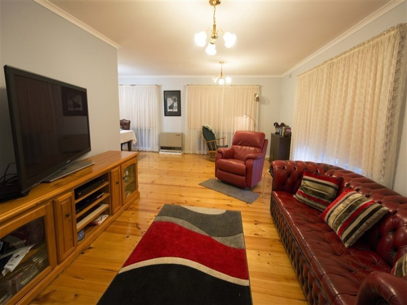 86 Symonds Street, Golden Square VIC 3555