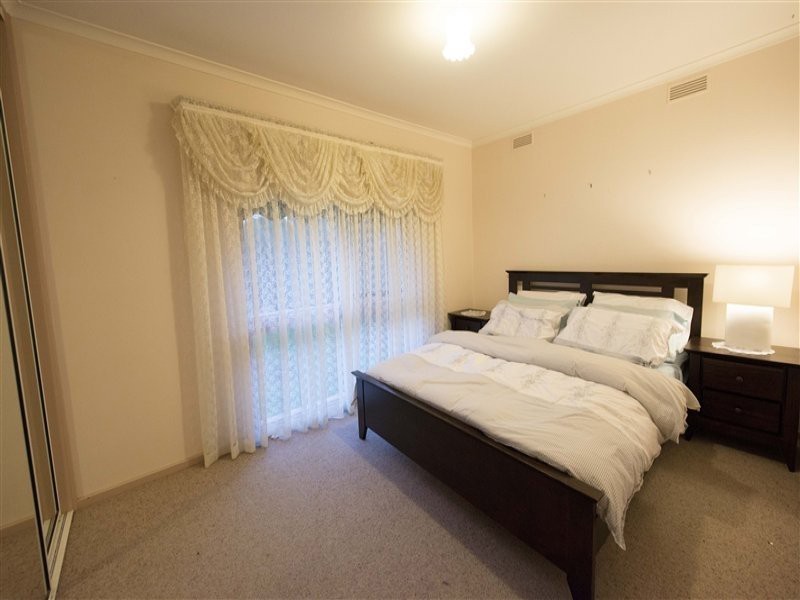 86 Symonds Street, Golden Square VIC 3555