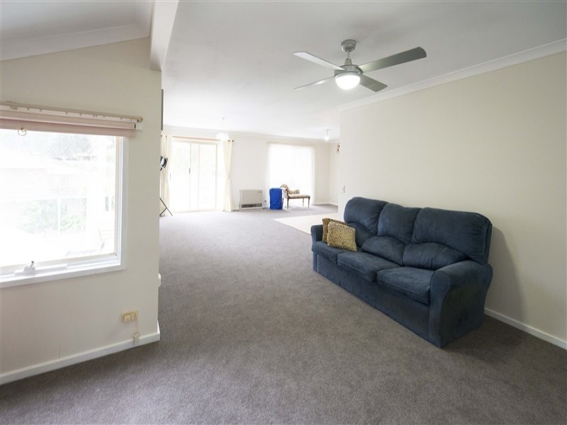 86 Symonds Street, Golden Square VIC 3555