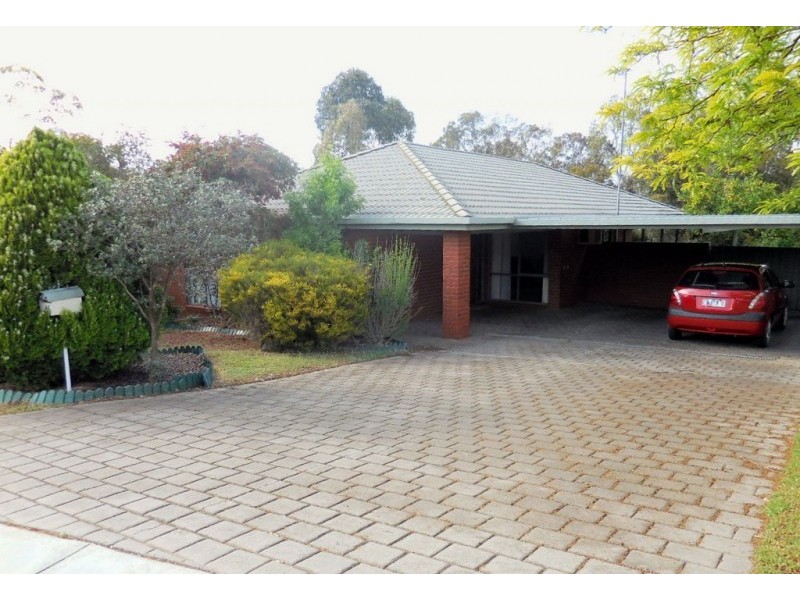 46 Bolton Drive, Strathdale VIC 3550
