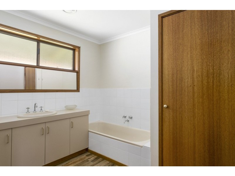 25 Kirily Court, White Hills VIC 3550