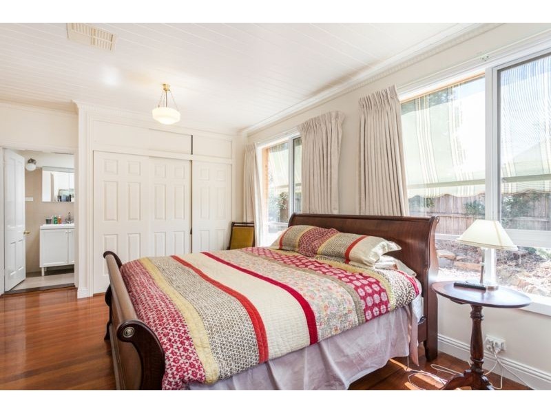 79 Honeysuckle St, Bendigo VIC 3550