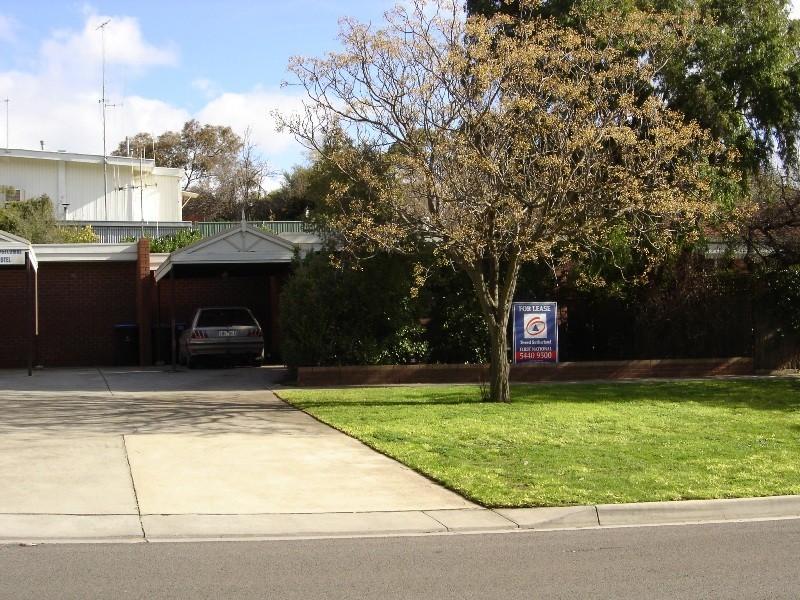 6a Howard Street, Quarry Hill VIC 3550