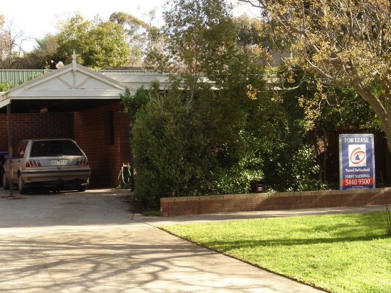 6a Howard Street, Quarry Hill VIC 3550