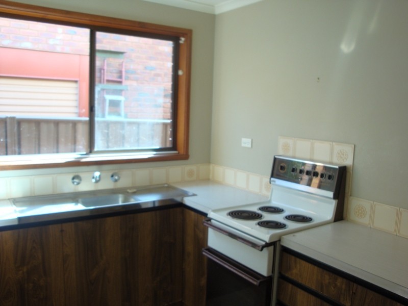 6a Howard Street, Quarry Hill VIC 3550