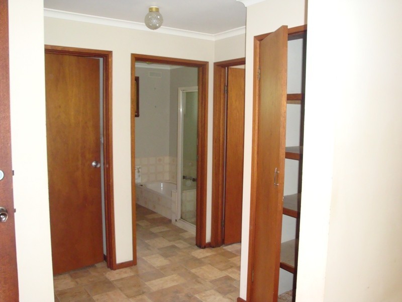 6a Howard Street, Quarry Hill VIC 3550