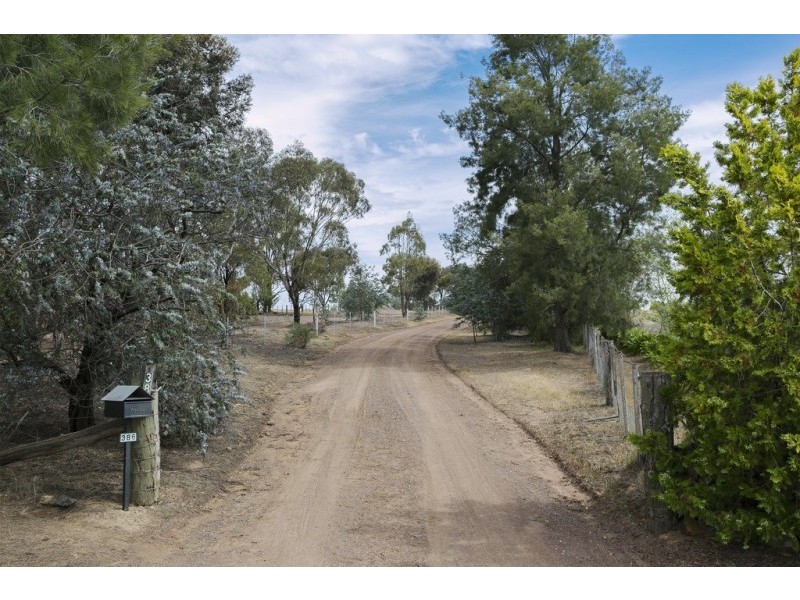 386 Sinclairs Road, Strathfieldsaye VIC 3551