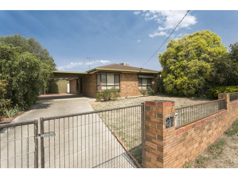 27 Chapple Street, Eaglehawk VIC 3556