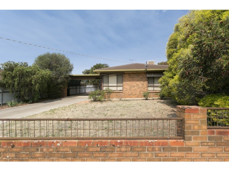 27 Chapple Street, Eaglehawk VIC 3556