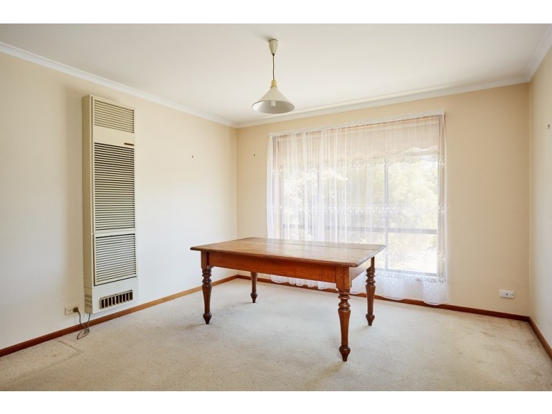 27 Chapple Street, Eaglehawk VIC 3556
