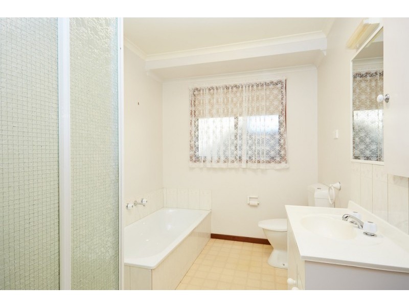 27 Chapple Street, Eaglehawk VIC 3556