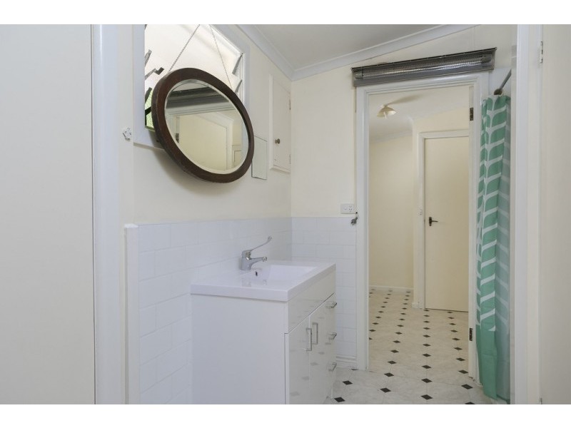 36 Booth Street, Golden Square VIC 3555