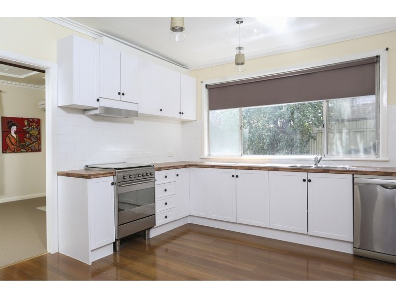 36 Booth Street, Golden Square VIC 3555