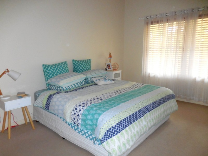 43 Reginald Street, Quarry Hill VIC 3550