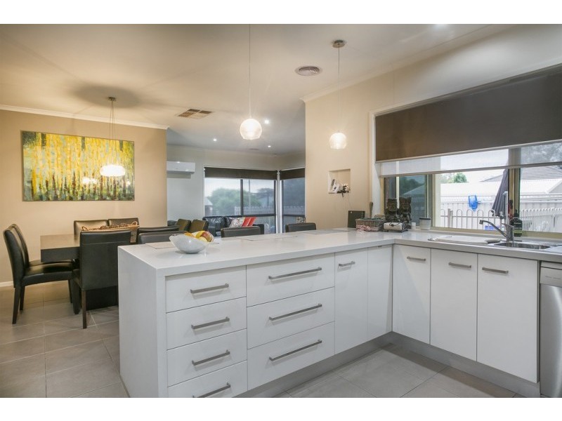 20 Currawong Court, Kennington VIC 3550