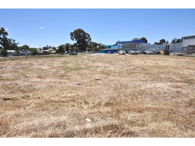 4 Stafford Street, California Gully VIC 3556