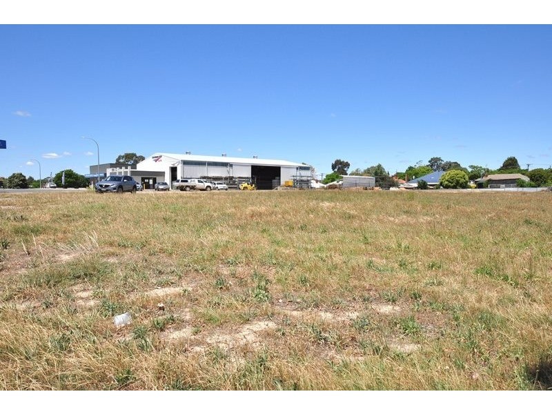 4 Stafford Street, California Gully VIC 3556