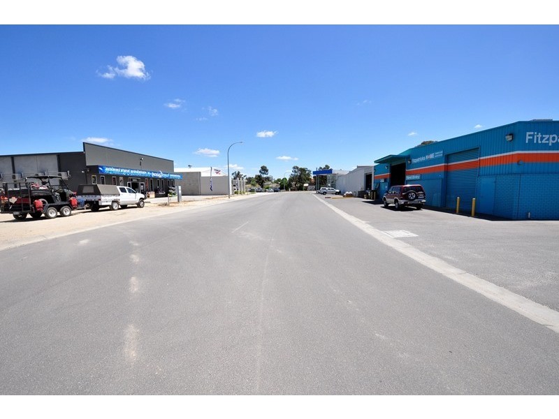 4 Stafford Street, California Gully VIC 3556